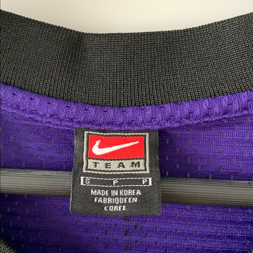 Nike Raptors Carter Jersey - Picture 5 of 9